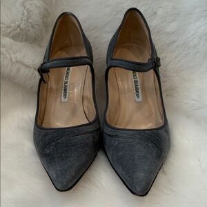 Manolo Blahnik Charcoal Mary Jane Heels 6.5 beautiful!!